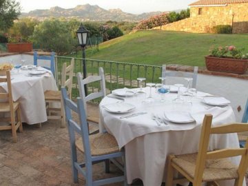 restaurant jaddhu resort - vakantie sardinie - sardinia4all.jpg